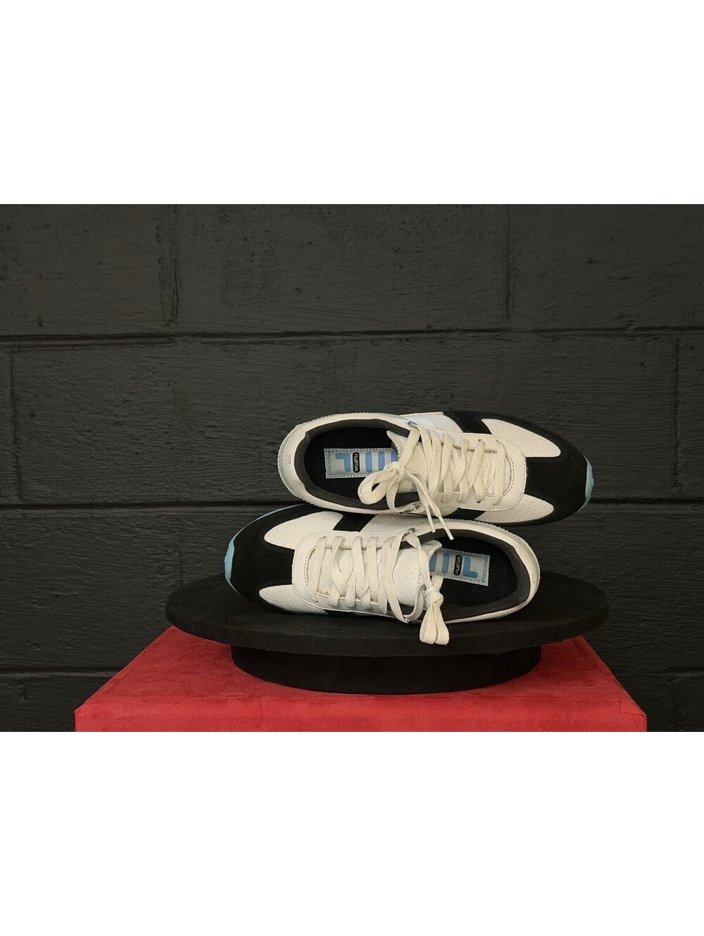 FILA Rock Chang Sneakers White Black Blue Mens 6.5 DS Rare LEY2K Vintage NWHOB - Picture 6 of 8